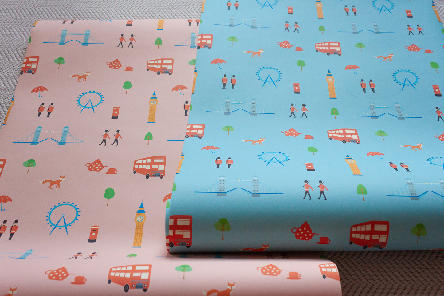 London city icons wallpaper pattern